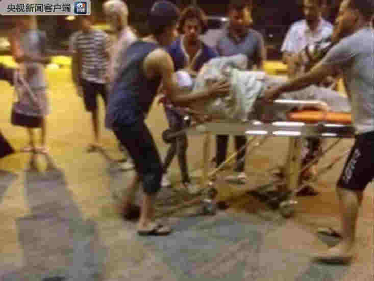 利比亚机场再遭袭 客机受损多人受伤