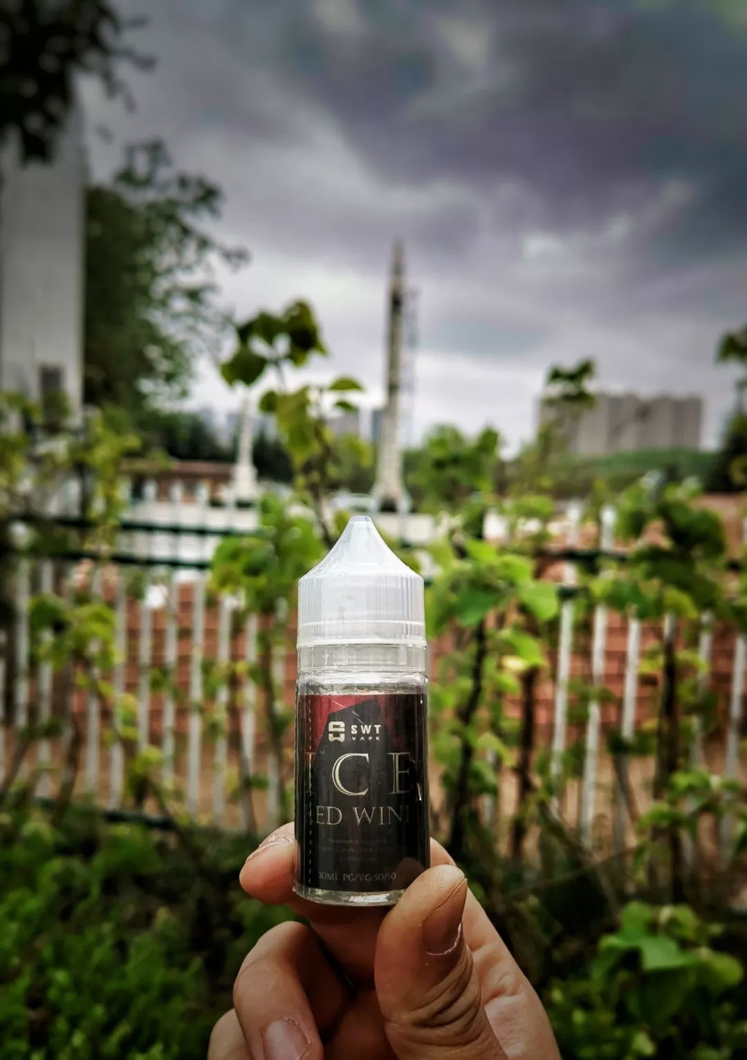 halo尼古丁盐烟油评测(尼古丁盐烟油和普通的有什么区别)-第1张图片-番响电子烟