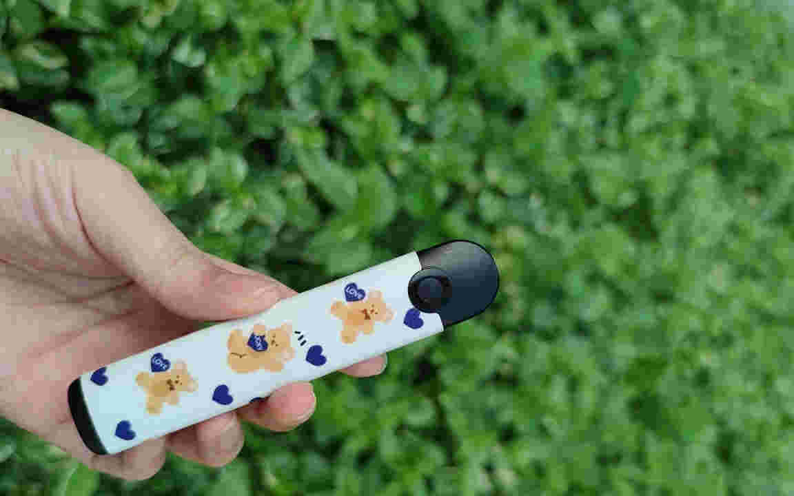 悦刻烟弹可以自己加烟油吗(悦刻烟弹可以自己换油吗)
