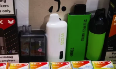 悦刻最高端宙斯，具备三挡调节，国标最土豪的产品