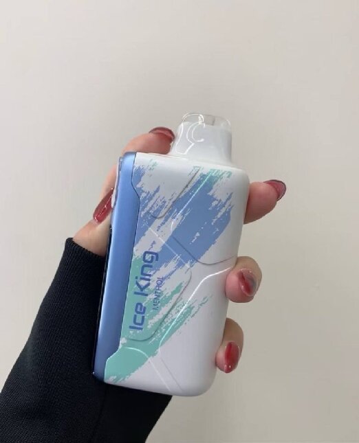 王嘉尔同款冰神ELF BAR ICE KING值得买吗？真实体验分享与热门口味推荐