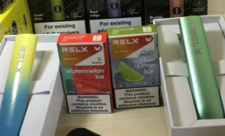 悦刻幻影pro要用专门烟弹吗？