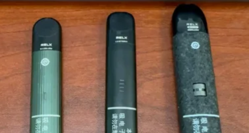 悦刻五代vs六代终极评测：2025年哪代更值得入手？（附实验数据）