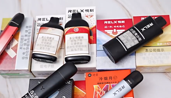 「2025深度评测」悦刻五代值不值得买？对比四代实测优缺点分析