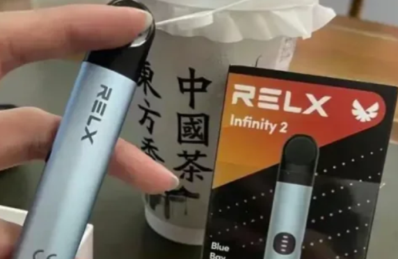 悦刻新款六代怎么调节烟雾大小？