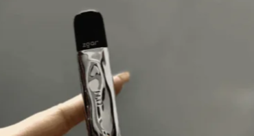 悦刻二代烟杆亮红灯怎么回事？