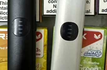 悦刻3代怎么连接蓝牙？