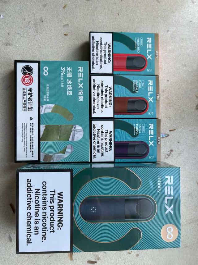 电子烟零售商通过TikTok向青少年营销新型烟草制品