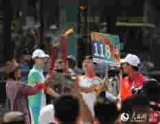 河南郑州：点燃民族圣火点燃华夏激情