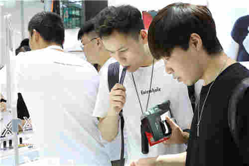 NRX尼威新品亮相深圳国际电子烟展，引行业瞩目