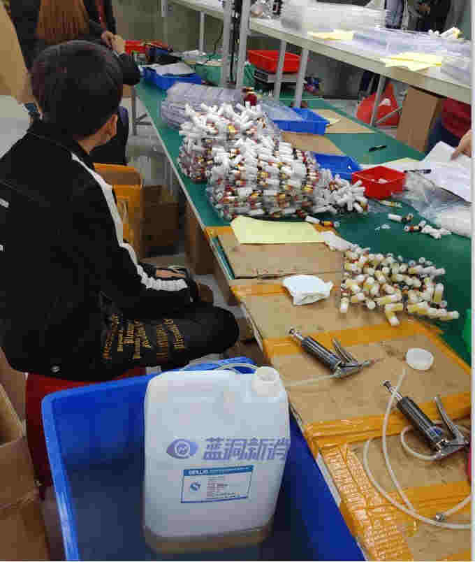 hyppe电子烟联合公安机关破获一起特大制假案  涉案价值近200万元 