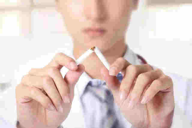 电子烟真的是“戒烟神器”吗？背后的事实，老烟民可别再视而不见 