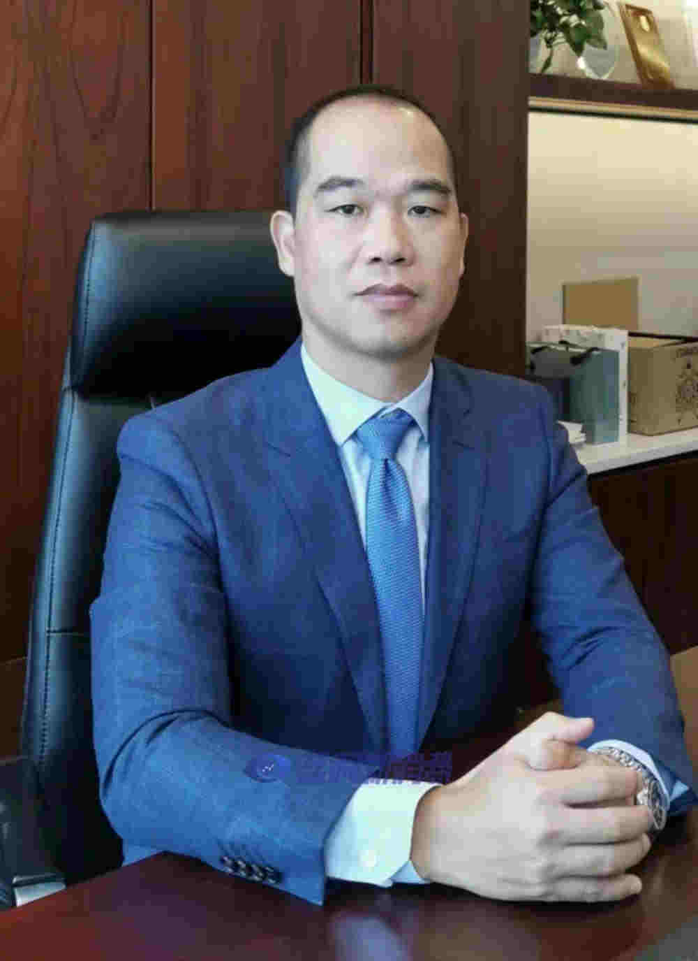 IQOS ILUMA “工程样机”拆解报告 