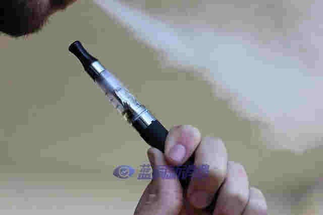 各地接连开出“首张罚单” 二三线电子烟品牌陷入危局 