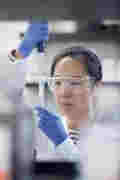 研究表明：多种电子烟产品对血管造成的损伤水平与香烟相当