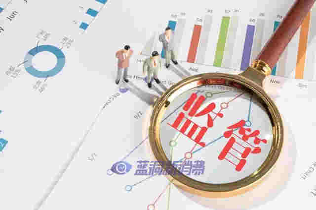 电子烟实体店鏖战：品牌怒关百店，假货飞出小作坊 